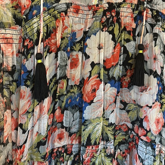 Dress from Anthropologie- never worn. Tags still on - Picture 4 of 6